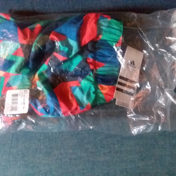 NWT **ADIDAS WOMEN'S M10 Q1 JOGGING SHORTS ** - Picture 4 of 4